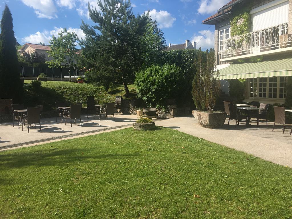 Hotel Logis La Thomasse Aurillac Zewnętrze zdjęcie